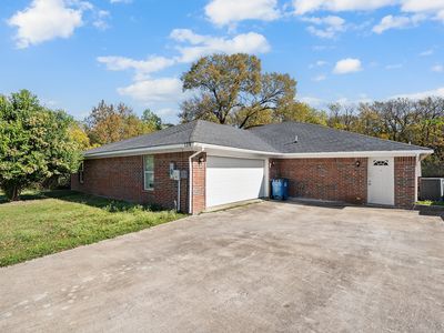 136 N Polk St, Desoto, TX, 75115