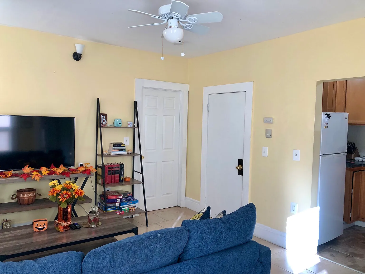 1 bed, 2600 sqft, $650 — Photo 3