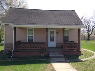 605 E Almond St, Percy, IL 62272