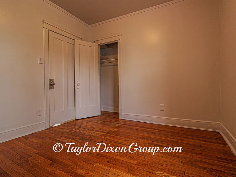 506 E 70th St #1 — Photo 12
