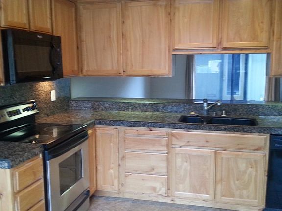 3rd image of 7665 Lily Mar Ln