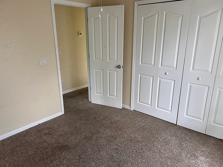 1894 Norvell Ave — Photo 12