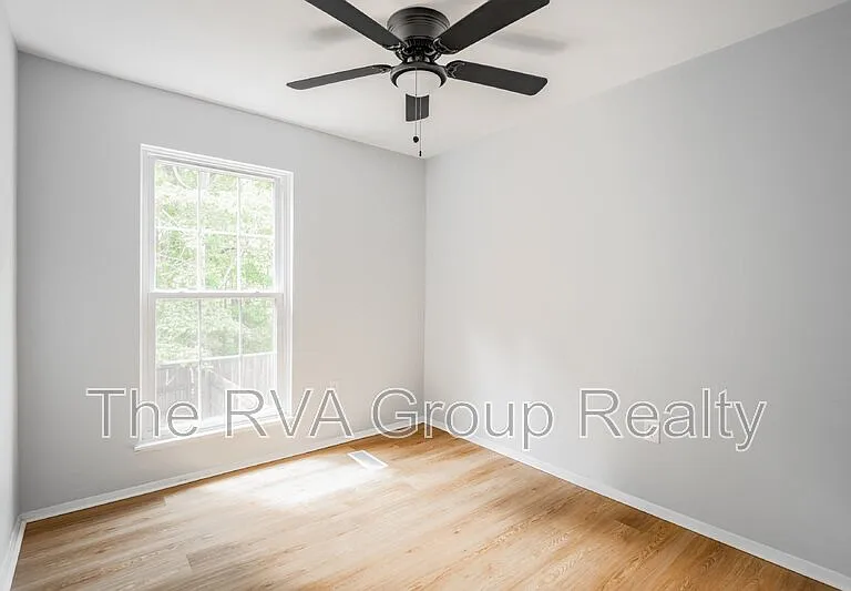 749 Pleasant St — Photo 38