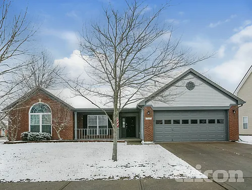 910 Claiborne Ln Photo 1