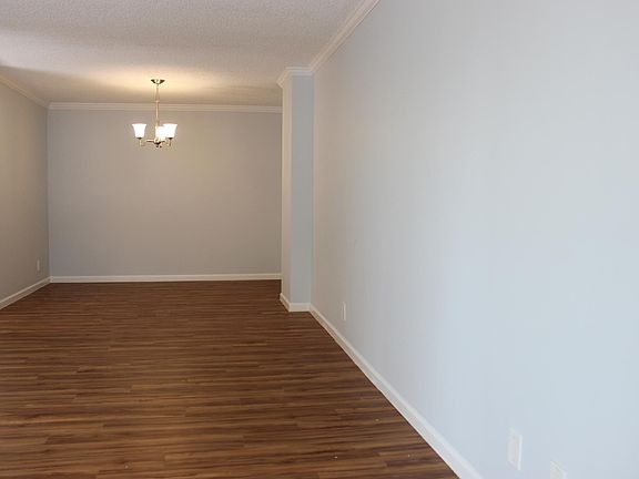 2nd image of 3800 Fairfax Dr APT 105