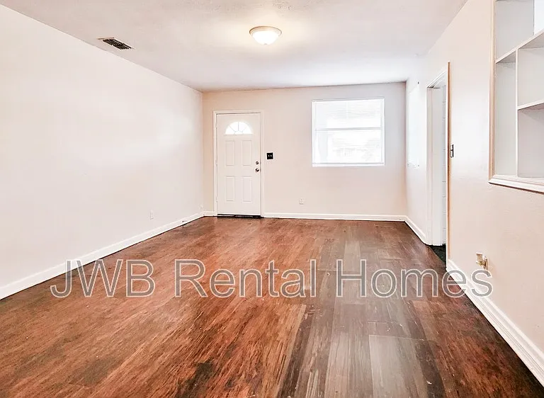 1526 Ribault Scenic Dr — Photo 6