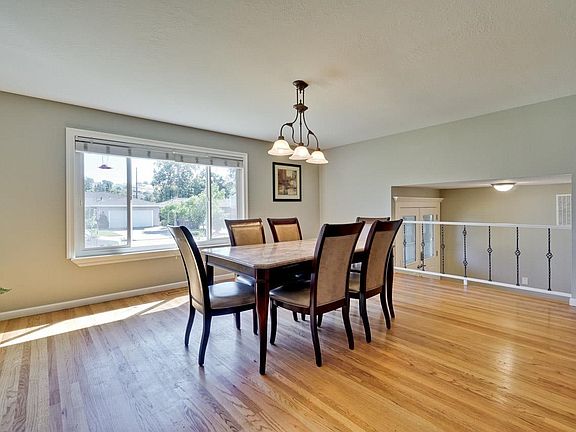 5th image of 1084 Fleetwood Dr