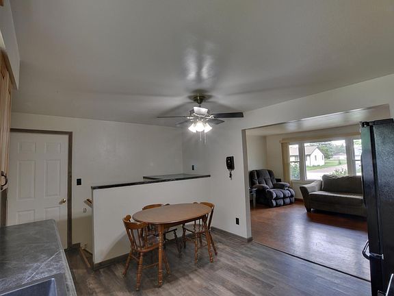 3rd image of 9603 Plymouth Pl