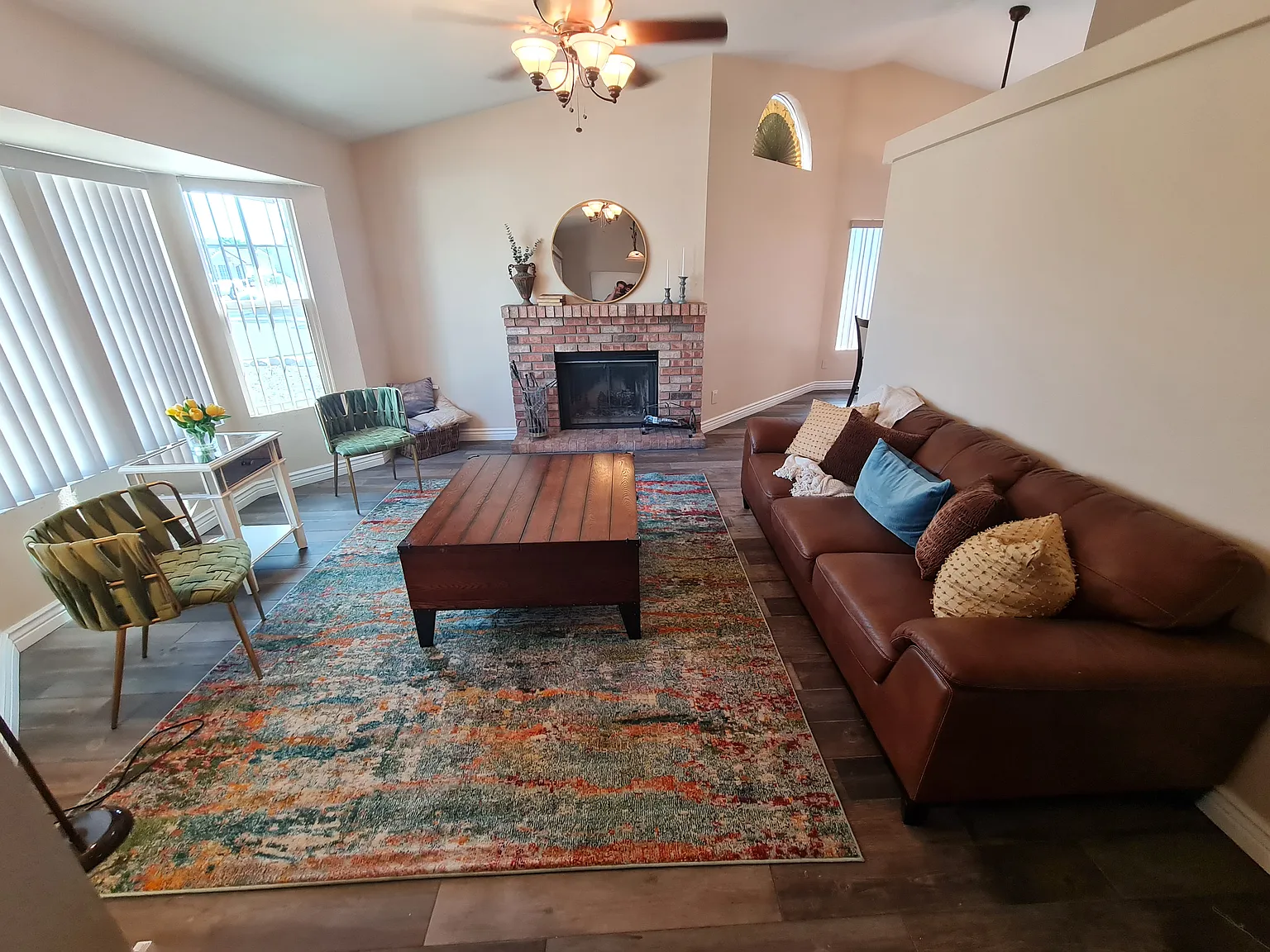 4 bed, 1639 sqft, $3,000 — Photo 3