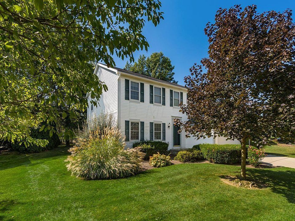 1st image of 1021 Greythorne Pl