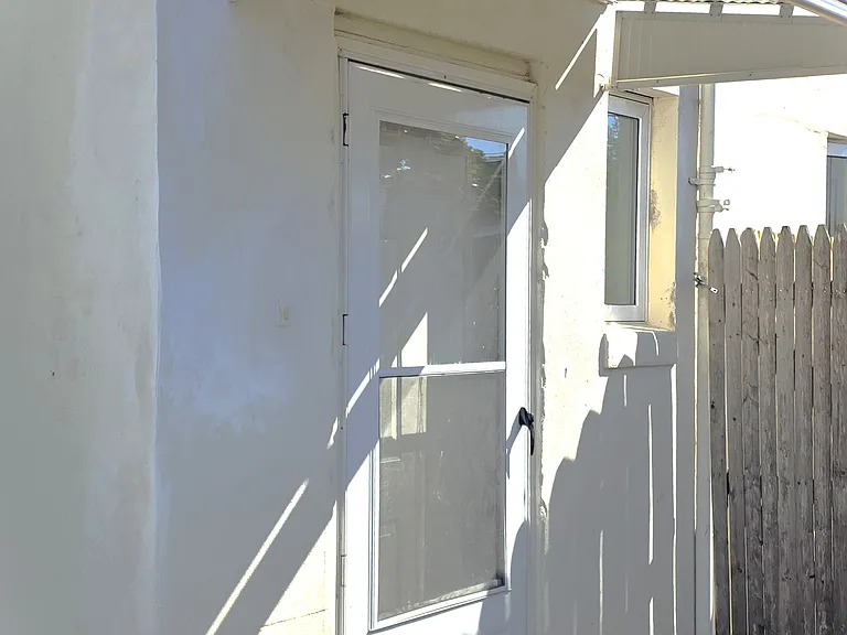 83 W Hills Rd #1 — Photo 7