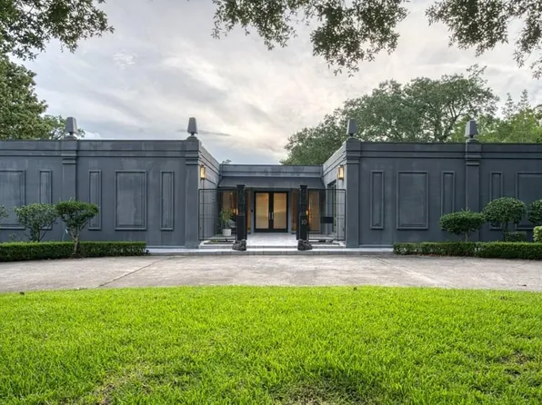 10 Fernwood St, Gretna, LA 70056