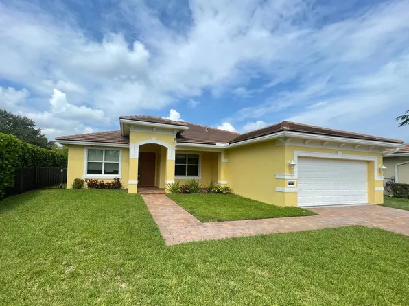 480 NW Windflower Ter, Jensen Beach, FL 34957