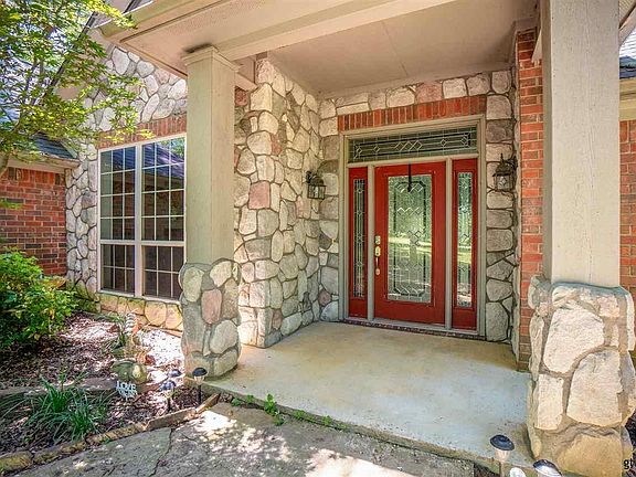 4th image of 550 County Road 4765