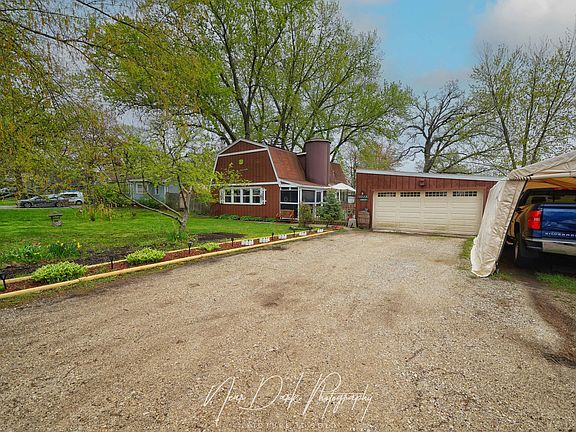 3rd image of 23233 W North Lakewood Ln