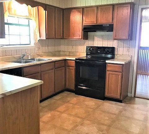 2nd image of 207 Forest Creek Dr
