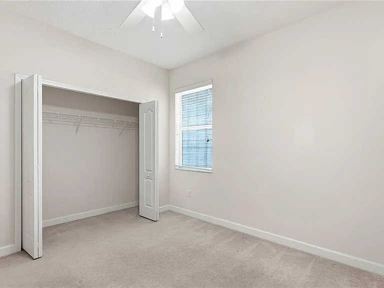 2217 Crosston Cir — Photo 11