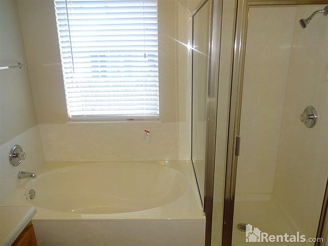 2nd image of 14416 Lemongrass Ln