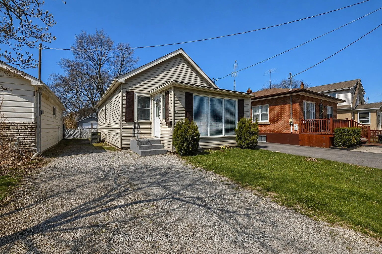 3 bed, $2,500 — Photo 3