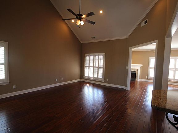 3rd image of 2311 Beauvoir Dr
