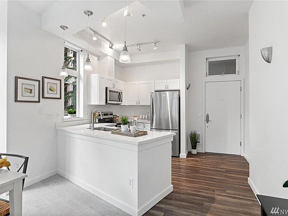 3rd image of 521 7th Ave APT 307
