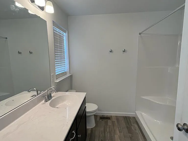 1821 Shady Ln — Photo 21