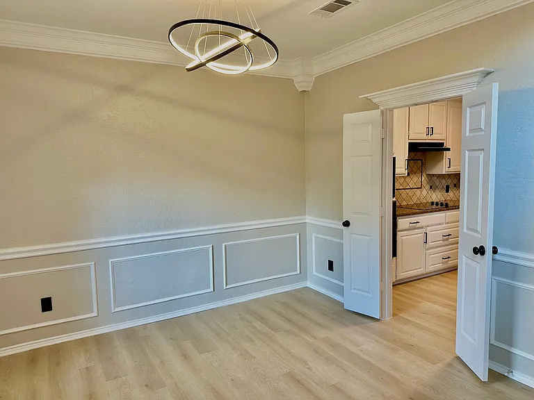 8804 Racquet Club Dr — Photo 3