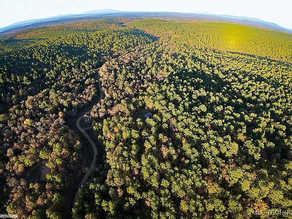 3rd image of 288670 Cemetery Rd