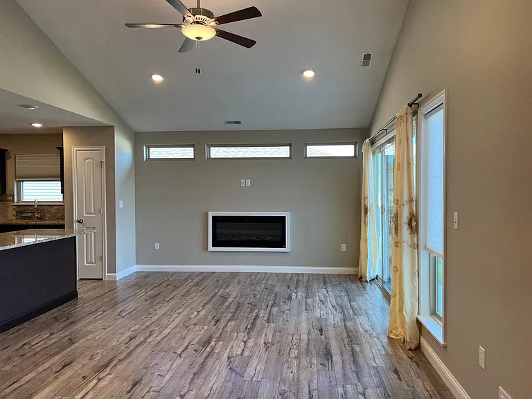 4015 W Perennial Ct — Photo 5