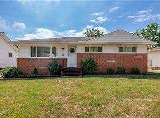 11041 Westborough Rd, Parma Heights, OH 44130