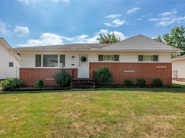 11041 Westborough Rd, Parma Heights, OH 44130