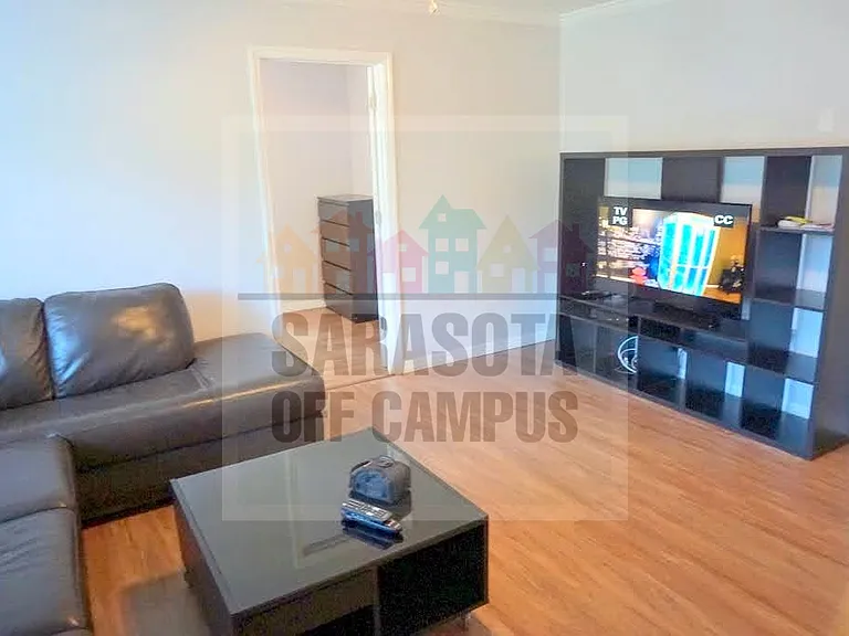 3600 Old Bradenton Rd #B — Photo 1
