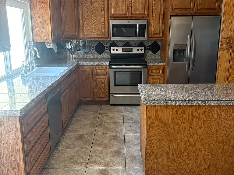 229 Yosemite Dr — Photo 8