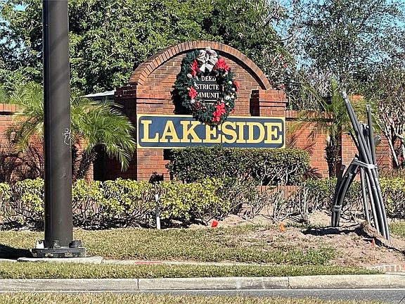 2nd image of 2024 CYPRESS BAY BOULEVARD