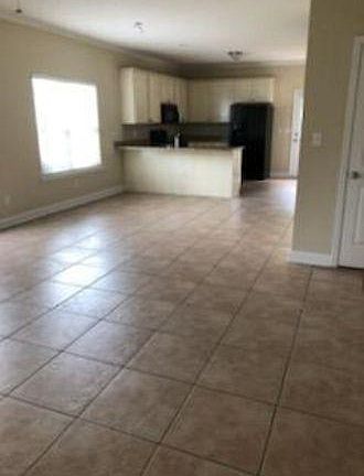 4th image of 157 Mayfield Dr