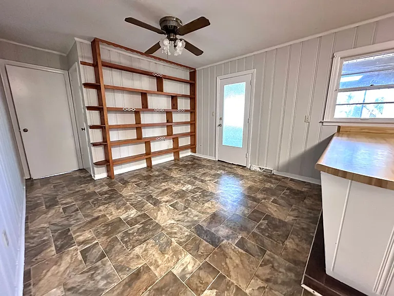 108 Benton Dr NW — Photo 6