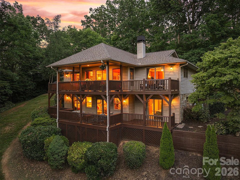 1st image of 359 Saddlebrook Ln