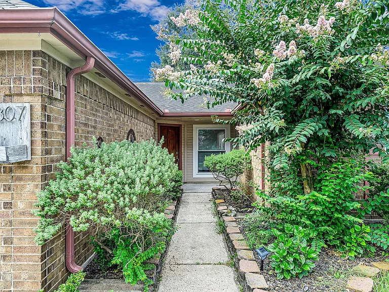 19307 Wildoats Dr — Photo 29