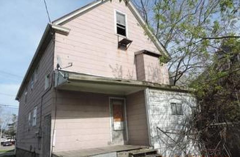 812 Armory Pl, Niagara Falls, NY 14301 Zillow