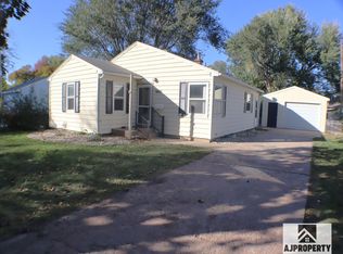 3012 E 19th St, Sioux Falls, SD 57103