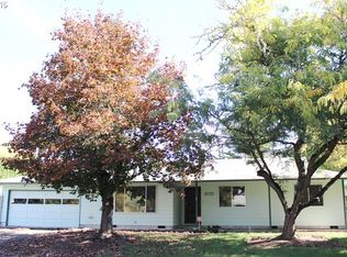 1570 NE 10th Ave, Hillsboro, OR