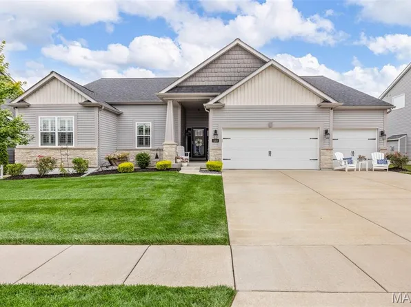 533 Deer Brook Dr, O'Fallon, MO 63366