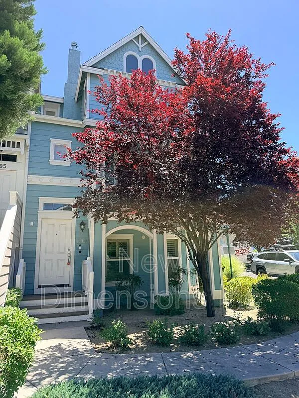 3 bed, 3.0 bath, 1704 sqft, $2,795 — Photo 1
