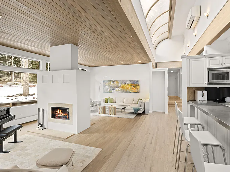 55 Overlook Dr — Photo 2