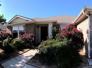 1405 Wenatchee Dr, Krum, TX 76249