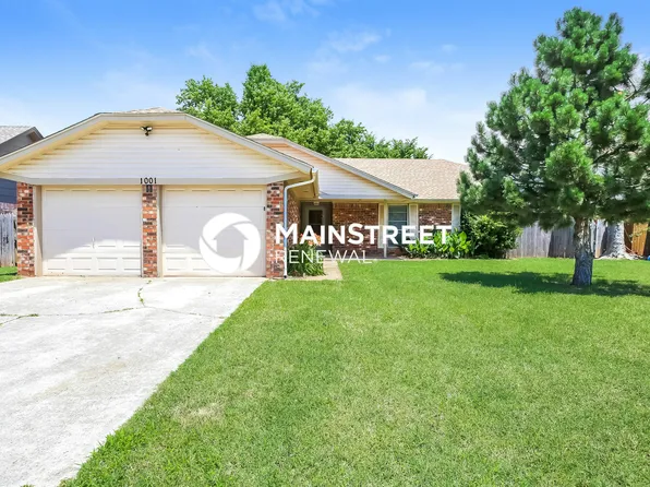 1001 Walsh Ln, Yukon, OK 73099