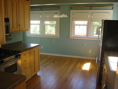 Updated Kitchen/Dining Area