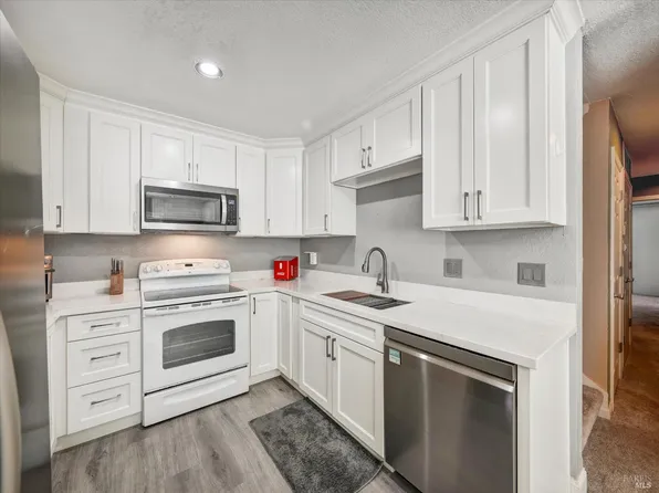1158 Hartford Place, Fairfield, CA 94534
