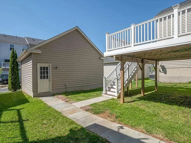 11830 Steeplebush Dr — Photo 27
