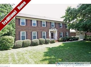 1903 La Vista Dr, High Point, NC 27265